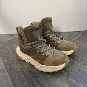 HOKA Anacapa Hiking Boot *NEVER WORN*